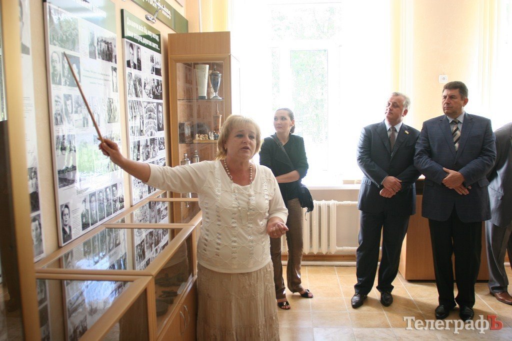 Перший дзвоник пролунав сьогодні в усіх школах Кременчука (Фото) Перший дзвоник пролунав сьогодні в усіх школах Кременчука (Фото)