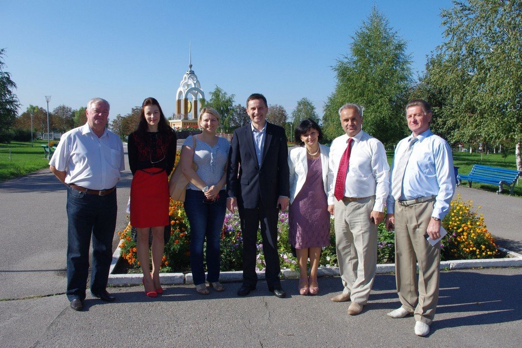 В парке Мира появится Аллея сакуры В парке Мира появится Аллея сакуры