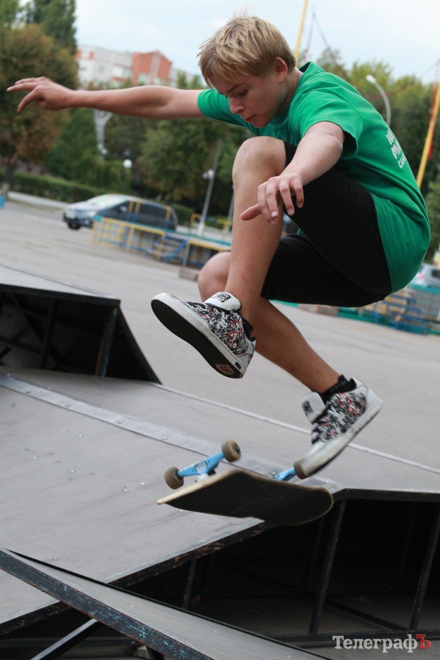В Кременчуге прошли городские соревнования по скейтбордингу (ФОТО) В Кременчуге прошли городские соревнования по скейтбордингу (ФОТО)