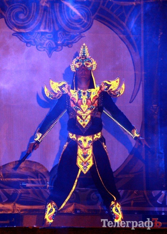 На стадионе «Политехник» театралы организовали пиротехническое шоу (ФОТО) На стадионе «Политехник» театралы организовали пиротехническое шоу (ФОТО)