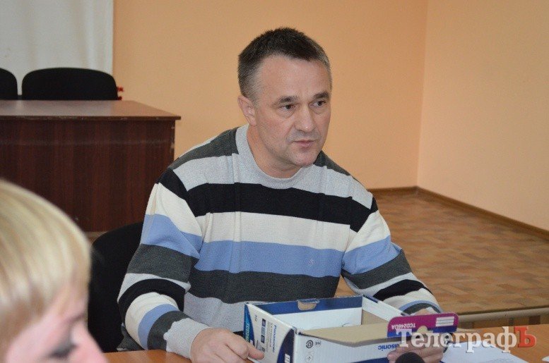 Скандал в окружкоме: жеребьевка с помощью ведра (ФОТО) Скандал в окружкоме: жеребьевка с помощью ведра (ФОТО)