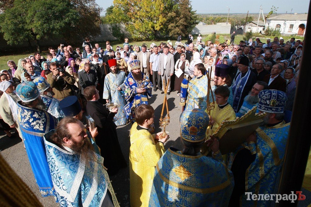 У Козельщинському соборі повністю відновили іконостас У Козельщинському соборі повністю відновили іконостас