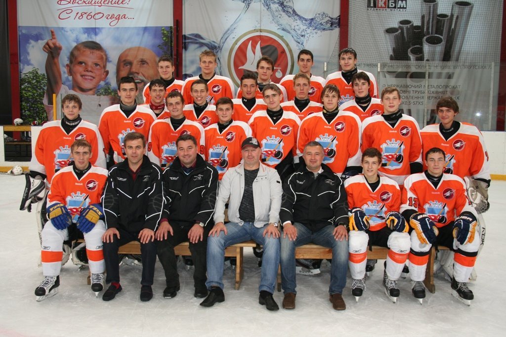 ХОККЕЙ. Юноши ХК «Кременчуг» в тройке Первенства Беларуси. ХОККЕЙ. Юноши ХК «Кременчуг» в тройке Первенства Беларуси.