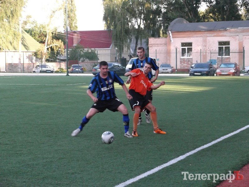 Анонс Чемпионата и Первенства по футболу г.Кременчуга. Анонс Чемпионата и Первенства по футболу г.Кременчуга.