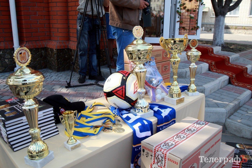 В Кременчугской детской колонии открыли храм (ВИДЕО.ФОТО) В Кременчугской детской колонии открыли храм (ВИДЕО.ФОТО)