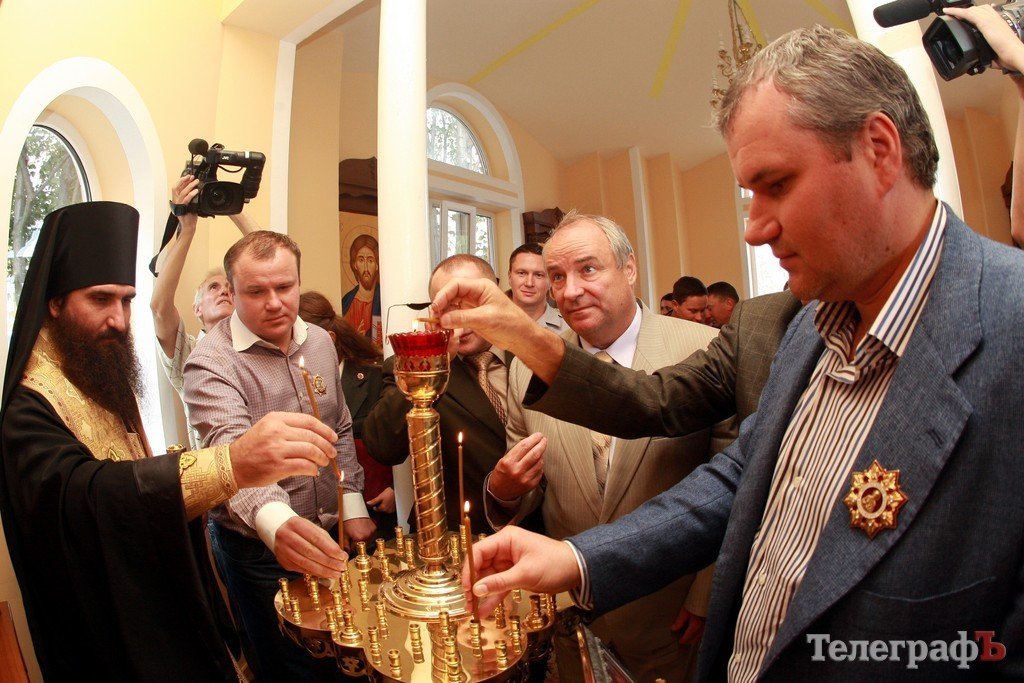 В Кременчугской детской колонии открыли храм (ВИДЕО.ФОТО) В Кременчугской детской колонии открыли храм (ВИДЕО.ФОТО)