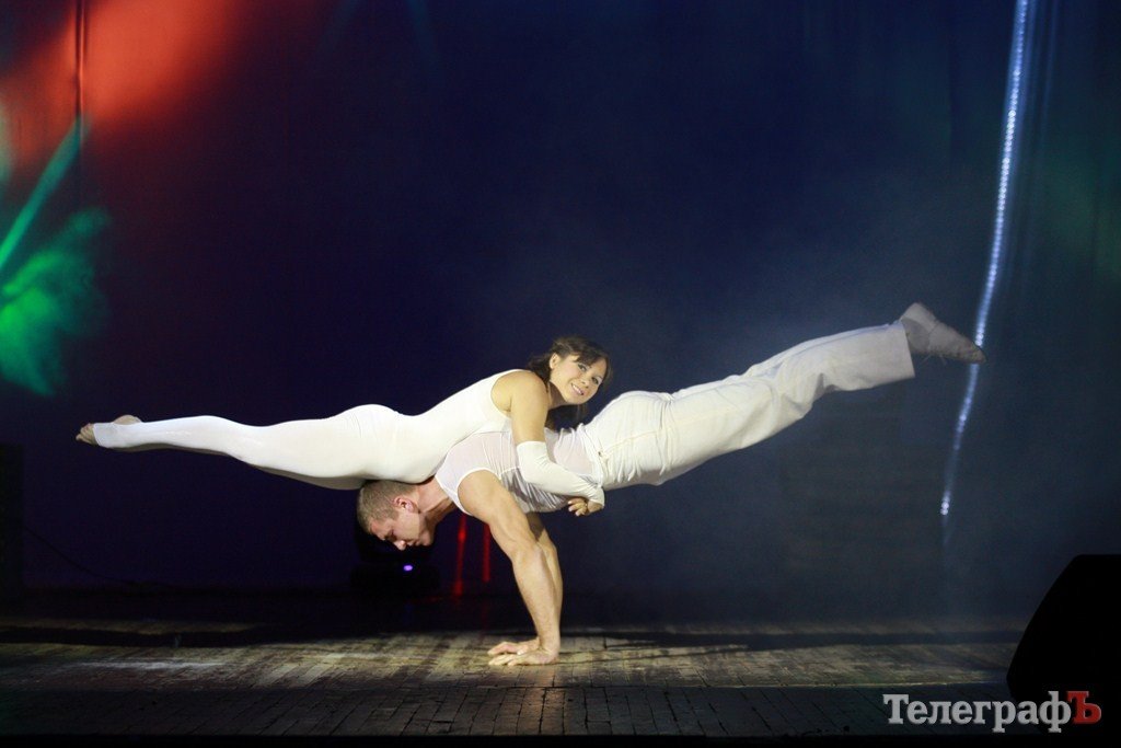 В ЦКД «Нефтехимик» проходит второй Всеукраинский фестиваль-конкурс хореографического искусства «Кременчугские выкрутасы» (Фото) В ЦКД «Нефтехимик» проходит второй Всеукраинский фестиваль-конкурс хореографического искусства «Кременчугские выкрутасы» (Фото)