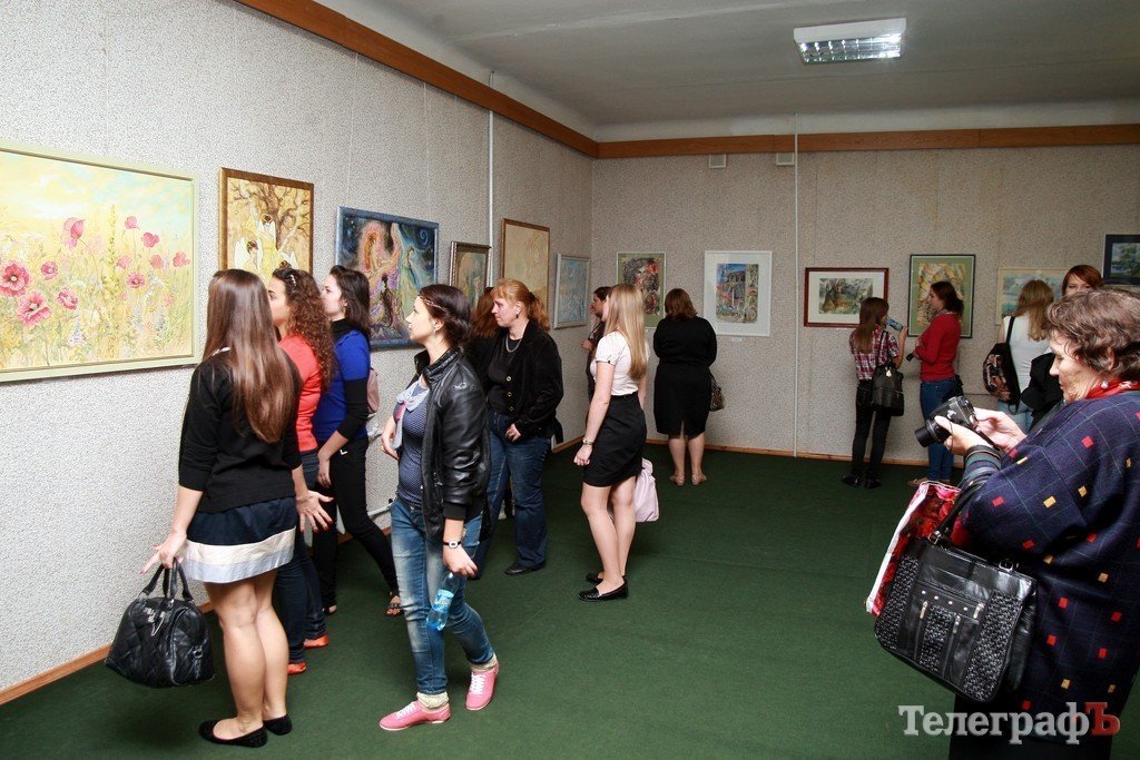 Выставка кременчугской художницы Оксаны Бойко (ФОТО) Выставка кременчугской художницы Оксаны Бойко (ФОТО)