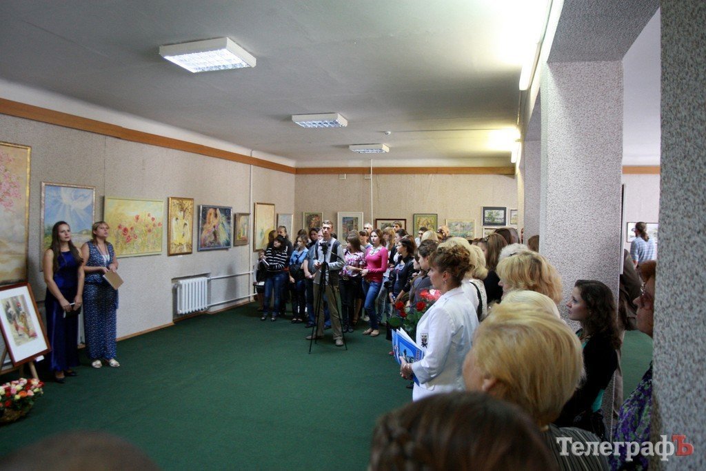 Выставка кременчугской художницы Оксаны Бойко (ФОТО) Выставка кременчугской художницы Оксаны Бойко (ФОТО)