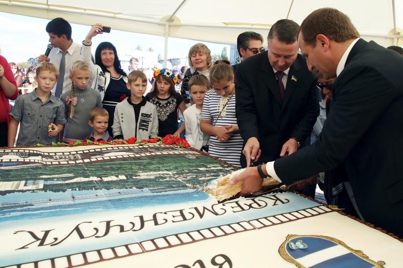 Кременчук і Полтава помірялися тортами Кременчук і Полтава помірялися тортами