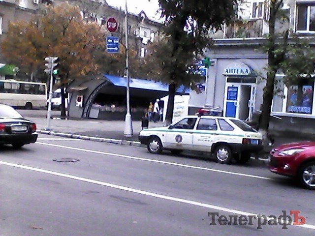 Чудеса кременчугской парковки (часть 5) (7 фото) Чудеса кременчугской парковки (часть 5) (7 фото)