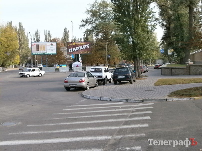 Чудеса кременчугской парковки (часть 5) (7 фото) Чудеса кременчугской парковки (часть 5) (7 фото)