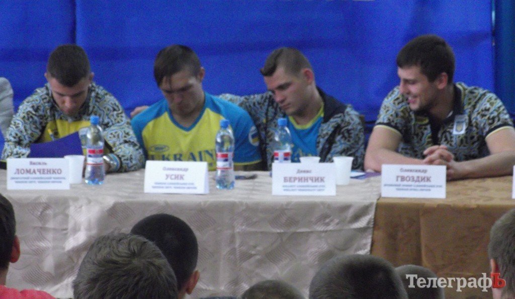 Олимпийская сборная Украины по боксу посетила Кременчуг (ФОТО) Олимпийская сборная Украины по боксу посетила Кременчуг (ФОТО)