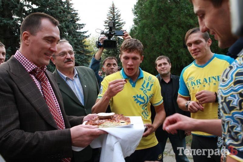 Олимпийская сборная Украины по боксу посетила Кременчуг (ФОТО) Олимпийская сборная Украины по боксу посетила Кременчуг (ФОТО)