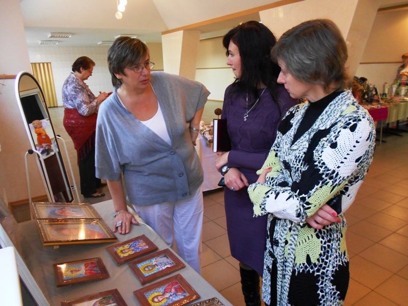 Воспитанники Кременчугской воспитательной колонии показали свои творческие работы кременчужанам Воспитанники Кременчугской воспитательной колонии показали свои творческие работы кременчужанам