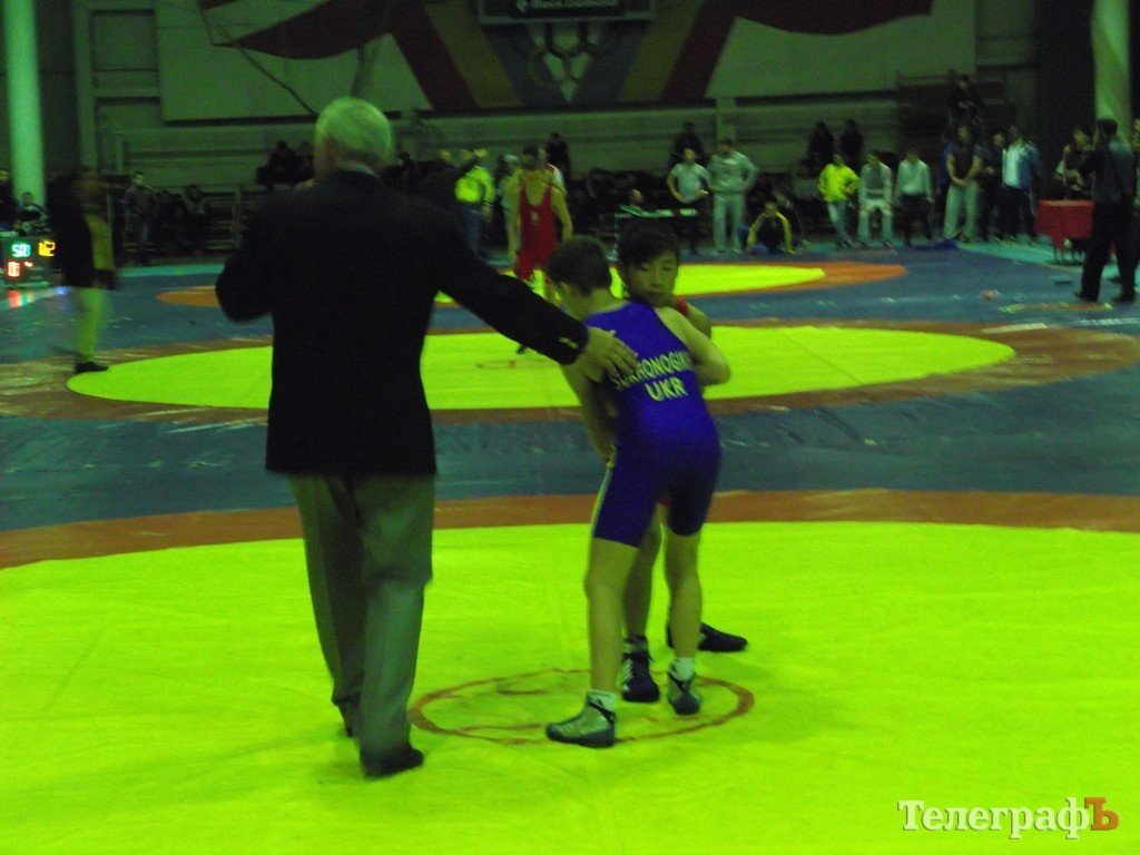 Стартовал чемпионат Украины по греко-римской борьбе Стартовал чемпионат Украины по греко-римской борьбе