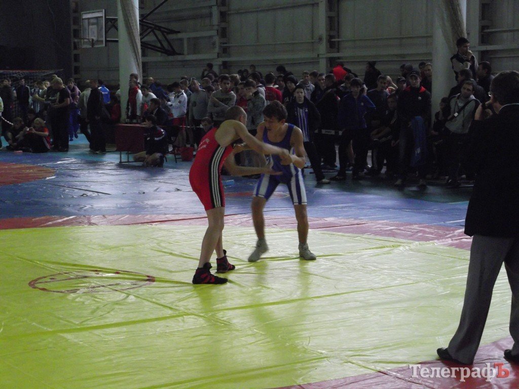Стартовал чемпионат Украины по греко-римской борьбе Стартовал чемпионат Украины по греко-римской борьбе