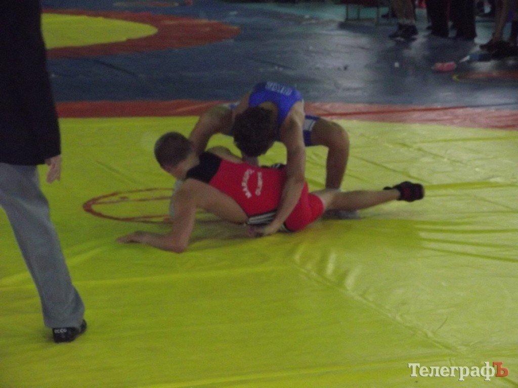 Стартовал чемпионат Украины по греко-римской борьбе Стартовал чемпионат Украины по греко-римской борьбе