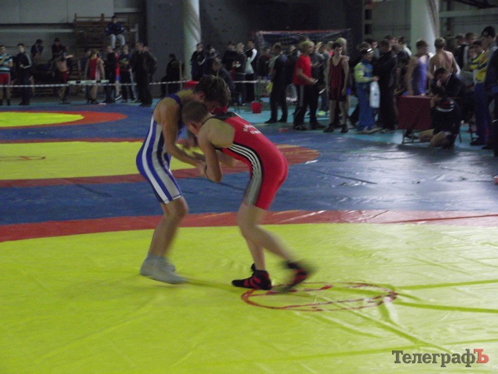 Стартовал чемпионат Украины по греко-римской борьбе Стартовал чемпионат Украины по греко-римской борьбе