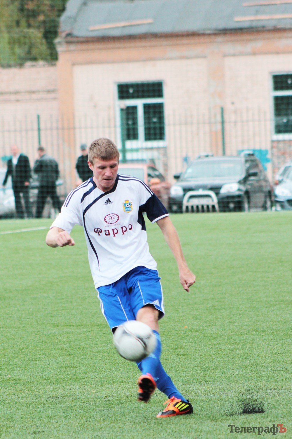 Волевая ничья «Кремня» с лидером чемпионата (ФОТО) Волевая ничья «Кремня» с лидером чемпионата (ФОТО)