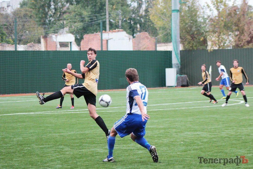 Волевая ничья «Кремня» с лидером чемпионата (ФОТО) Волевая ничья «Кремня» с лидером чемпионата (ФОТО)