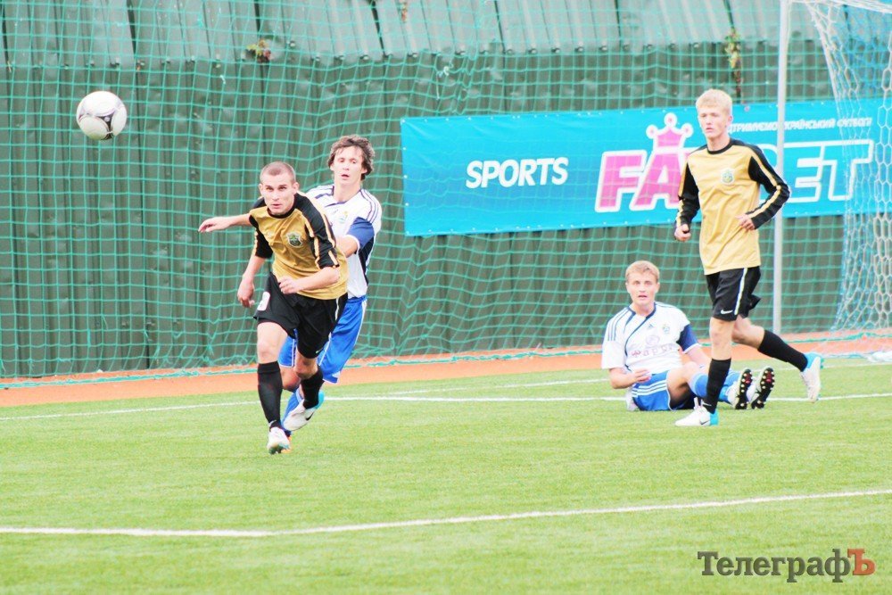 Волевая ничья «Кремня» с лидером чемпионата (ФОТО) Волевая ничья «Кремня» с лидером чемпионата (ФОТО)