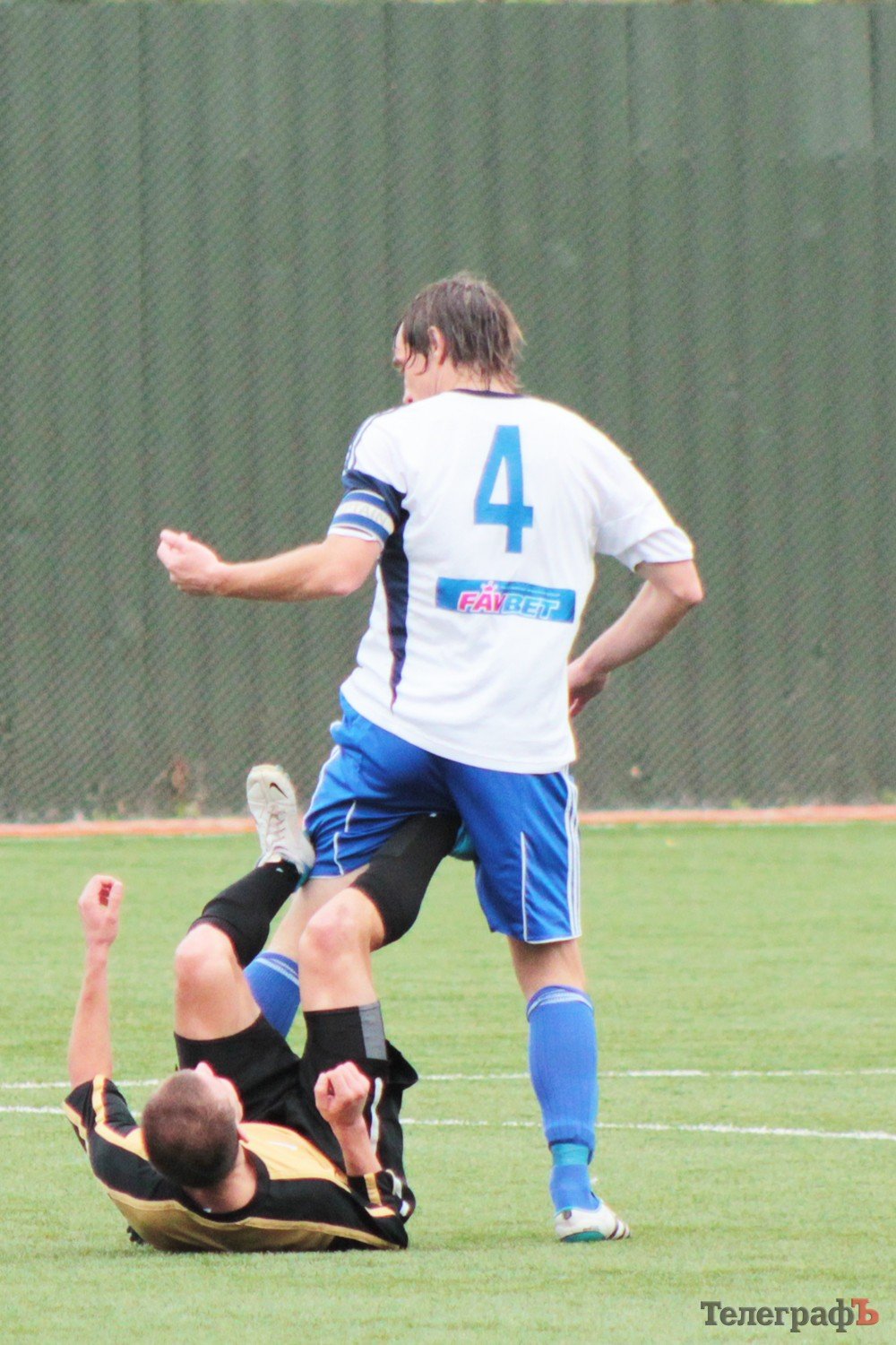 Волевая ничья «Кремня» с лидером чемпионата (ФОТО) Волевая ничья «Кремня» с лидером чемпионата (ФОТО)