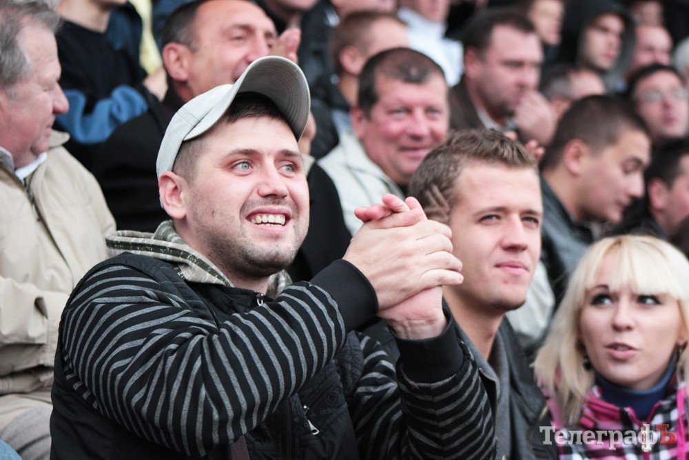 Волевая ничья «Кремня» с лидером чемпионата (ФОТО) Волевая ничья «Кремня» с лидером чемпионата (ФОТО)