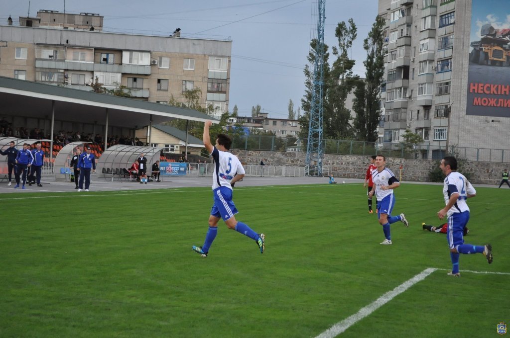 Уверенная победа «Кремня» в принципиальном дерби Уверенная победа «Кремня» в принципиальном дерби