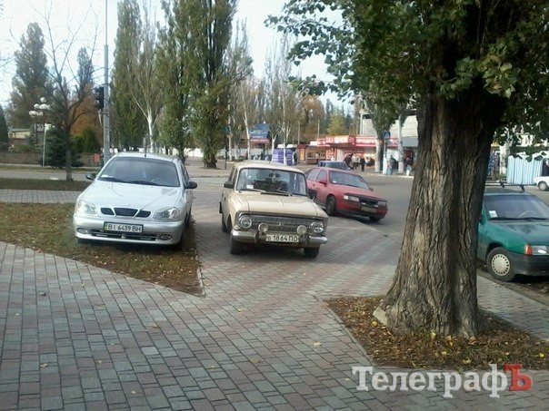 Чудеса кременчугской парковки (часть 6) (6 фото + 1 видео) Чудеса кременчугской парковки (часть 6) (6 фото + 1 видео)
