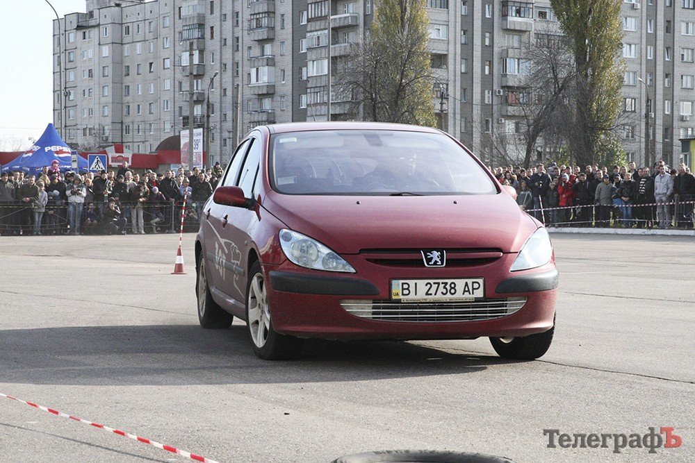 В Кременчуге состоялась битва автоклубов: в автослаломе победил гость из Власовки на Daewoo В Кременчуге состоялась битва автоклубов: в автослаломе победил гость из Власовки на Daewoo