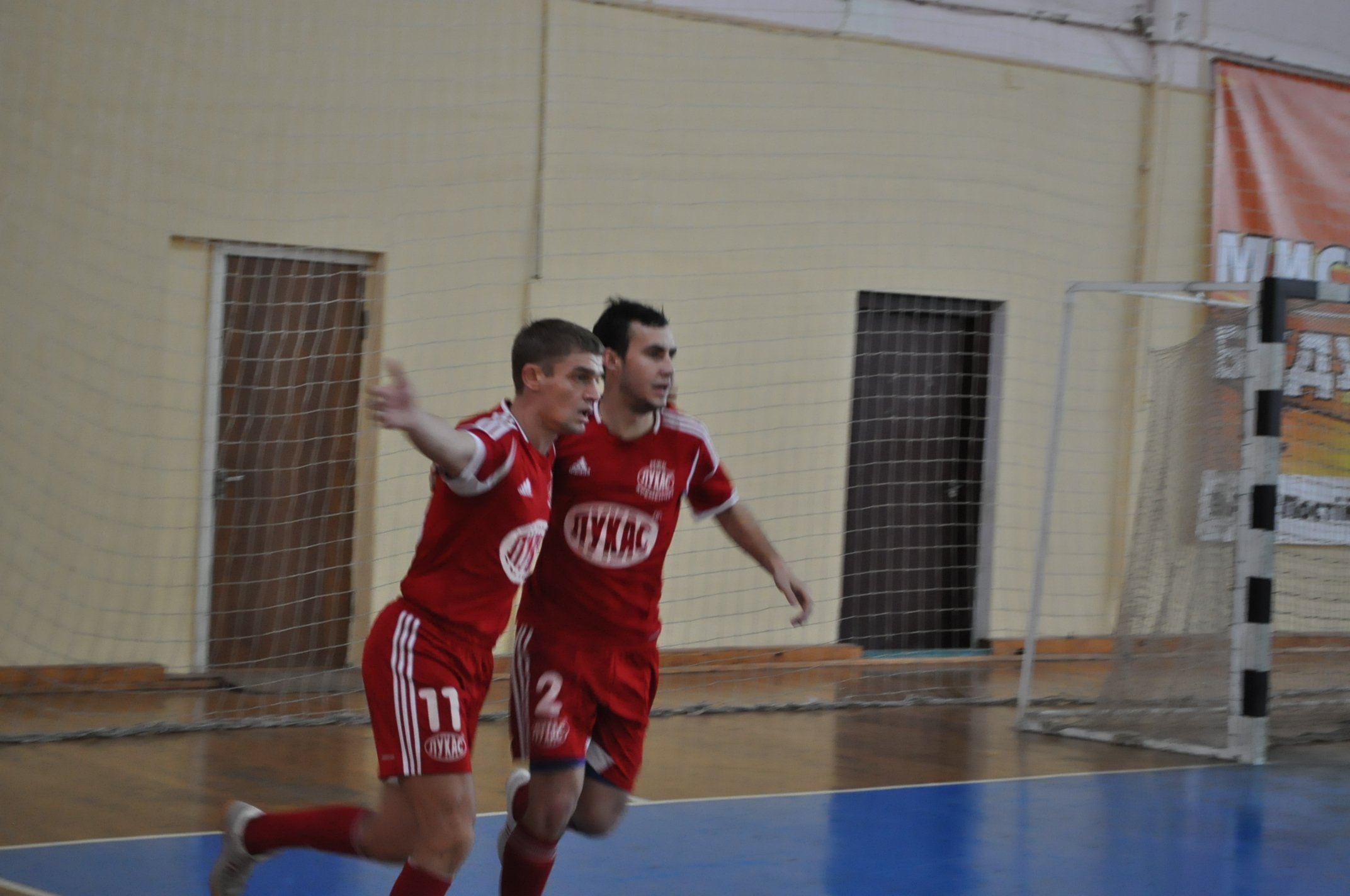 ФУТЗАЛ. «Лукас» «разобрал» главного конкурента ФУТЗАЛ. «Лукас» «разобрал» главного конкурента