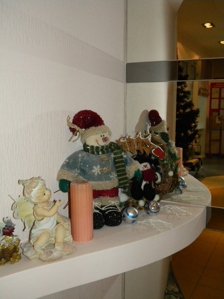 В Кременчуге выбрали лучшую елку среди заведений торговли и сферы услуг В Кременчуге выбрали лучшую елку среди заведений торговли и сферы услуг