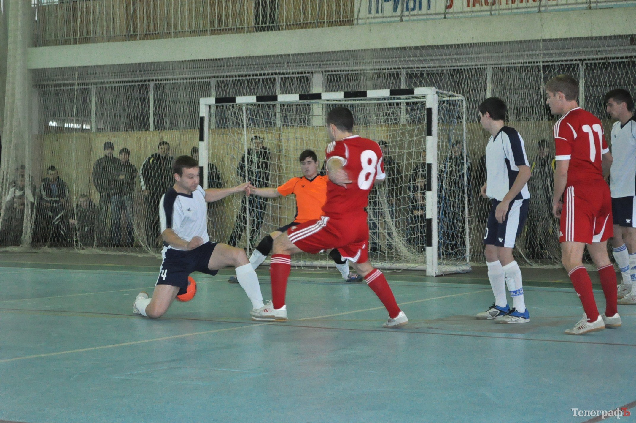 МФК «Лукас» разгромил главного конкурента - команду «Барс» МФК «Лукас» разгромил главного конкурента - команду «Барс»