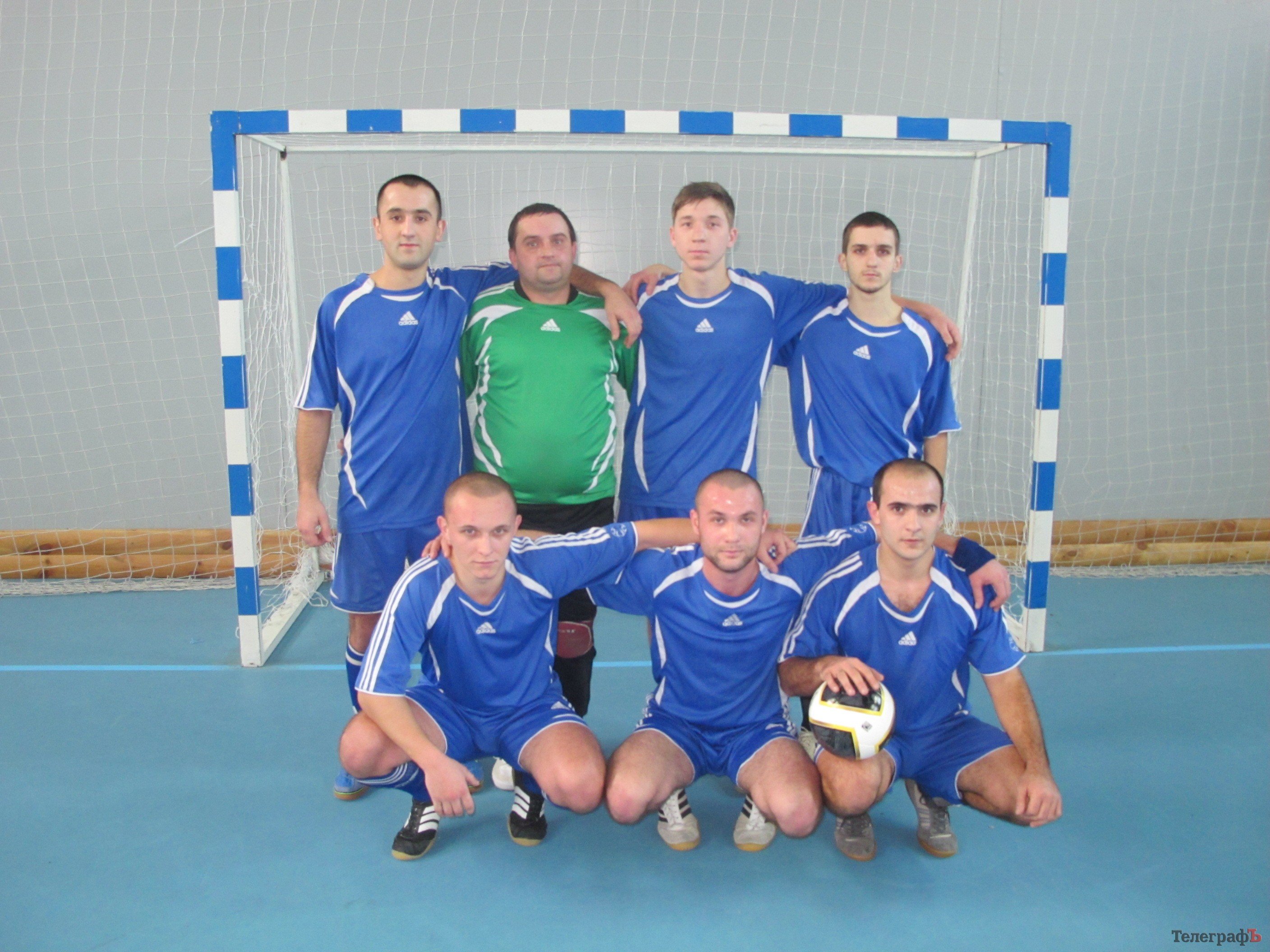 Открытый зимний чемпионат по мини-футболу Открытый зимний чемпионат по мини-футболу