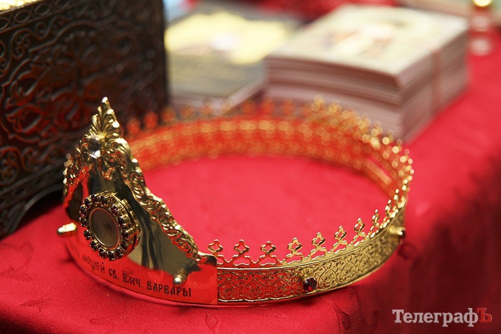 В Кременчуг привезли мощи, которым молятся о сохранении от внезапной смерти и исцеления от рака В Кременчуг привезли мощи, которым молятся о сохранении от внезапной смерти и исцеления от рака