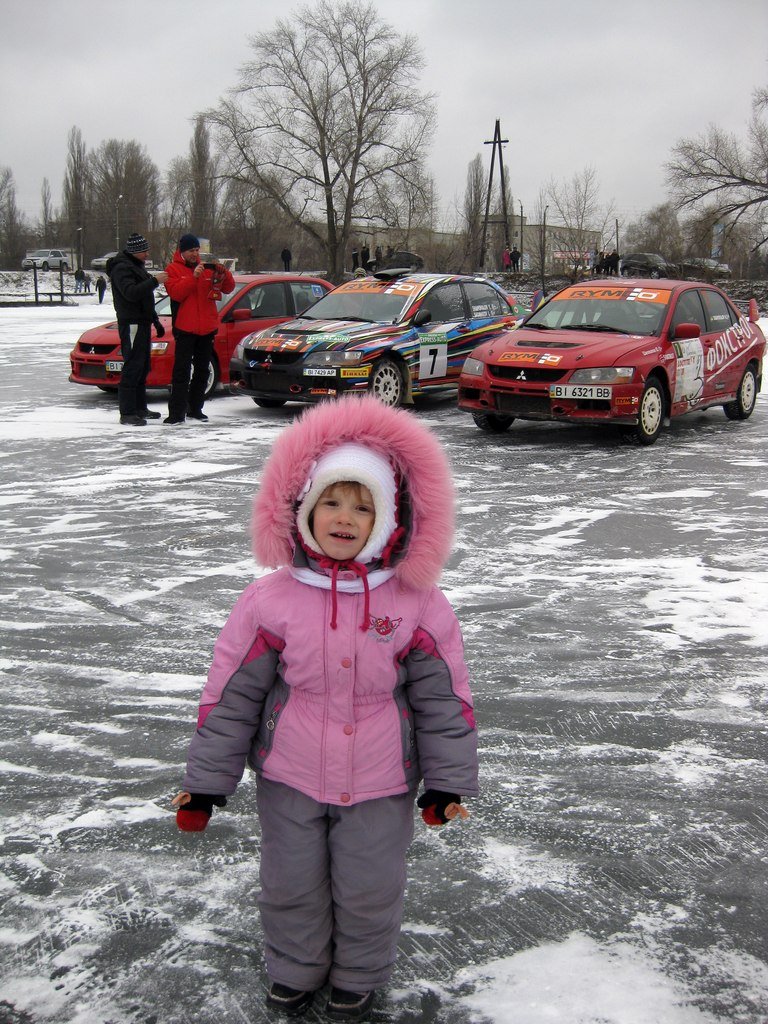 Гонки на льду в Кременчуге Гонки на льду в Кременчуге