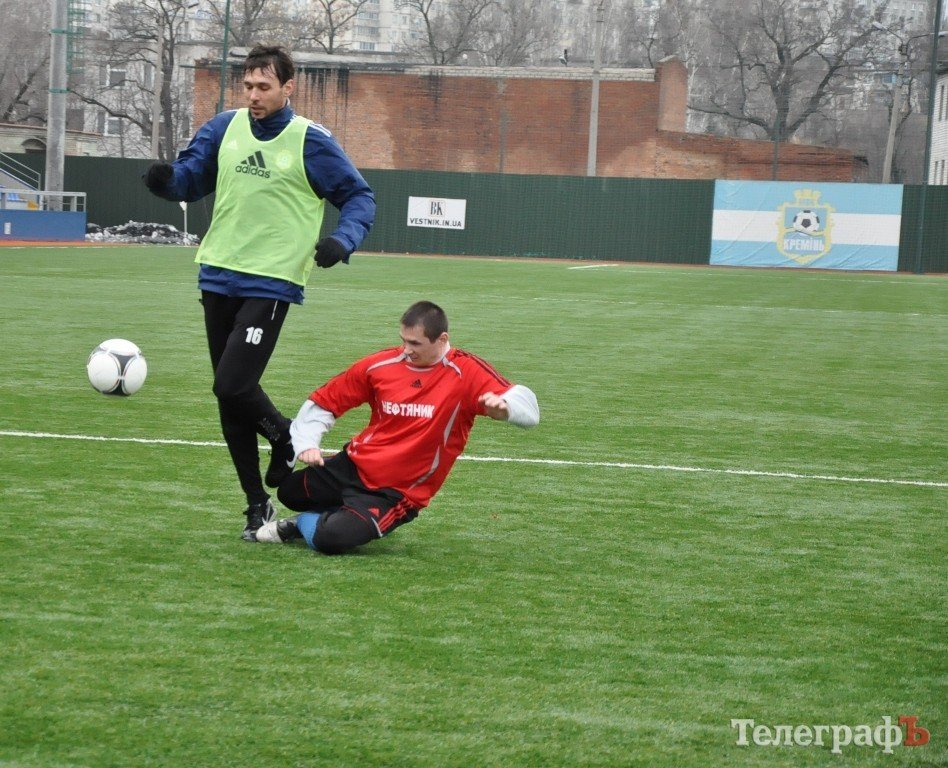 МФК «Кремень» и «Нефтяник» провели внеплановый товарищеский матч МФК «Кремень» и «Нефтяник» провели внеплановый товарищеский матч