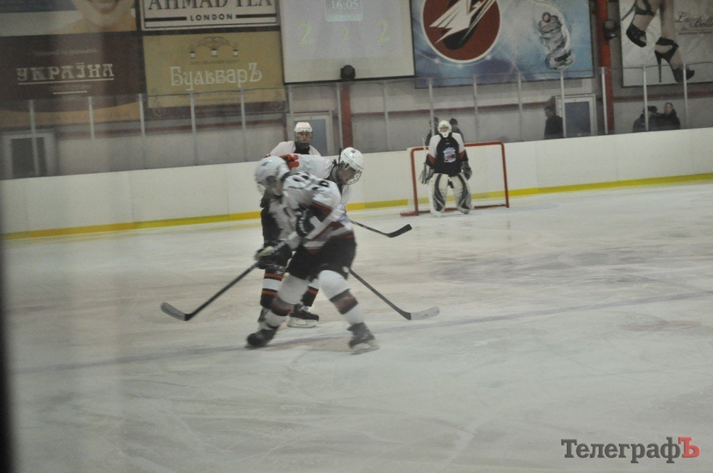 ХОККЕЙ. ХК «Кременчуг» продолжает гонку за чемпионство в Чемпионате Республики Беларусь ХОККЕЙ. ХК «Кременчуг» продолжает гонку за чемпионство в Чемпионате Республики Беларусь