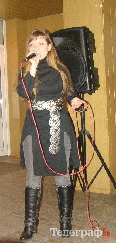 В Кременчуге 23 февраля девушки-поэтессы читали стихотворения кременчугских мужчин-поэтов В Кременчуге 23 февраля девушки-поэтессы читали стихотворения кременчугских мужчин-поэтов