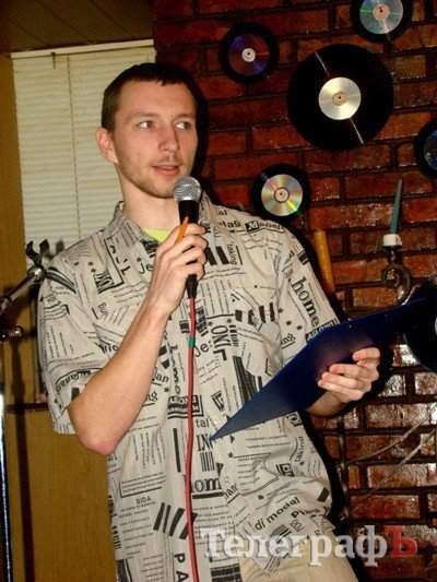 В Кременчуге 23 февраля девушки-поэтессы читали стихотворения кременчугских мужчин-поэтов В Кременчуге 23 февраля девушки-поэтессы читали стихотворения кременчугских мужчин-поэтов