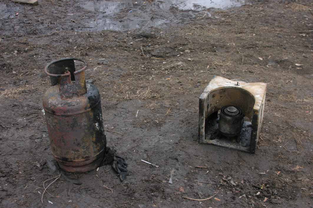 В Полтаве в собственном автомобиле сгорел 26-летний водитель В Полтаве в собственном автомобиле сгорел 26-летний водитель