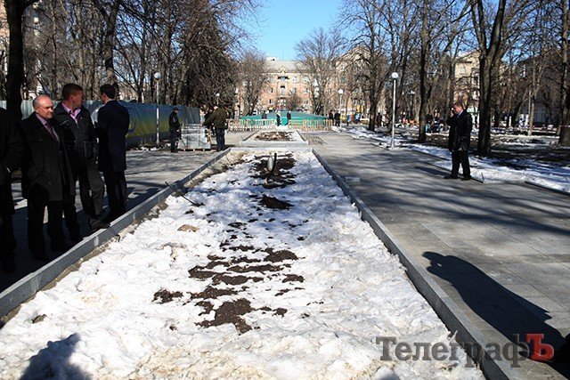 На завершение реконструкции сквера «Октябрьский» в Кременчуге необходимо 8 млн грн На завершение реконструкции сквера «Октябрьский» в Кременчуге необходимо 8 млн грн