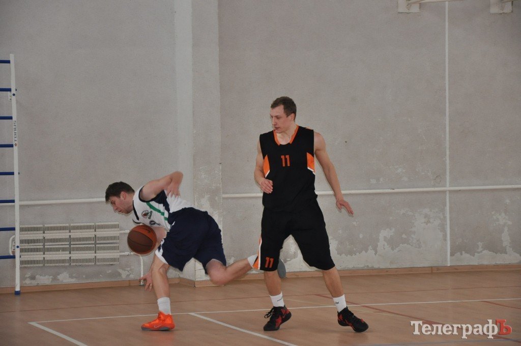 Баскетбол. БК «Кремень» снова «лихорадит» Баскетбол. БК «Кремень» снова «лихорадит»