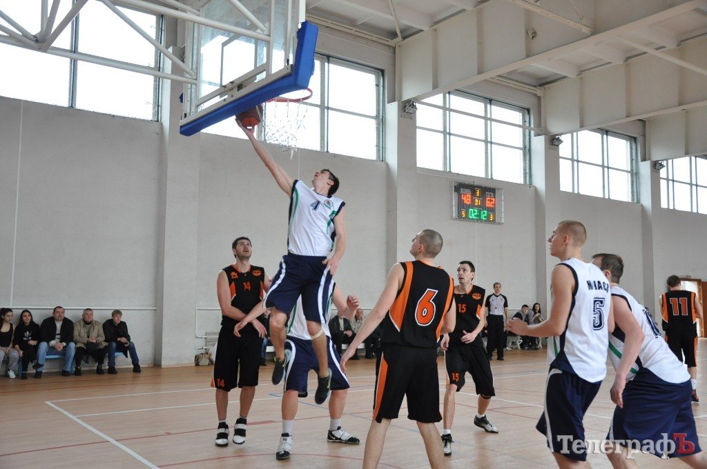 Баскетбол. БК «Кремень» снова «лихорадит» Баскетбол. БК «Кремень» снова «лихорадит»