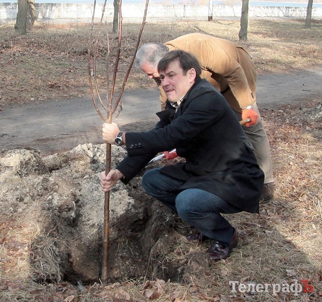 Як закопують наші гроші Як закопують наші гроші
