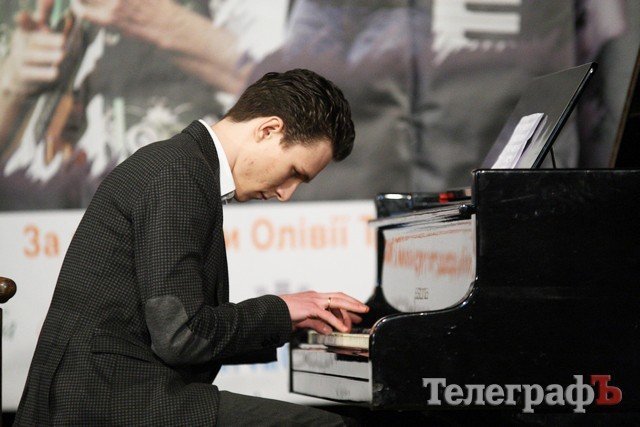 В Кременчуге определили победителей Международного конкурса пианистов В Кременчуге определили победителей Международного конкурса пианистов