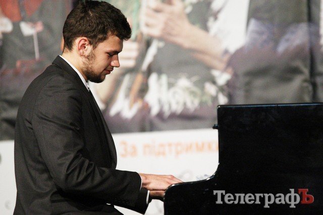 В Кременчуге определили победителей Международного конкурса пианистов В Кременчуге определили победителей Международного конкурса пианистов