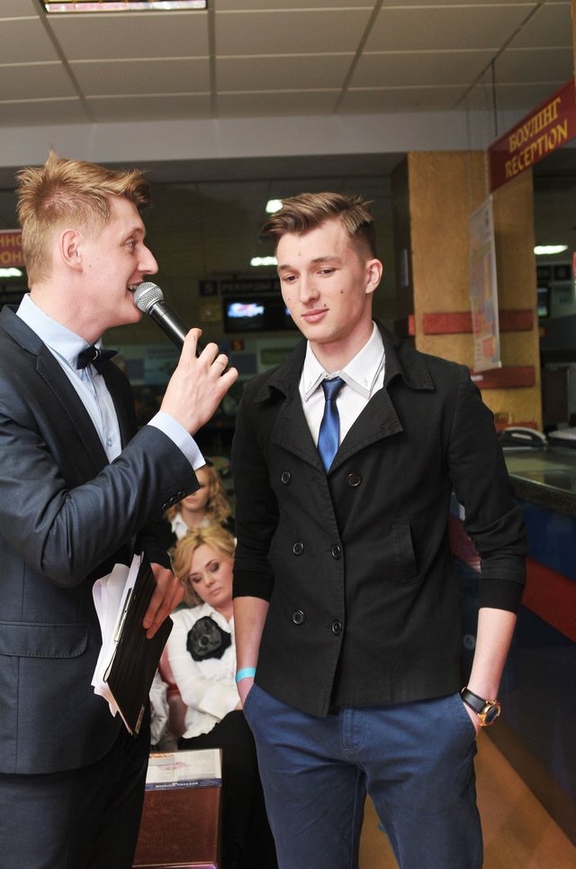 Лучшие парикмахеры Кременчуга сразились за «Кубок FRESH-стилистов» Лучшие парикмахеры Кременчуга сразились за «Кубок FRESH-стилистов»