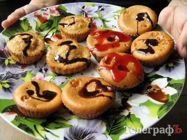 Кременчугские студенты испекли хатку и гору шоколадных маффинов Кременчугские студенты испекли хатку и гору шоколадных маффинов